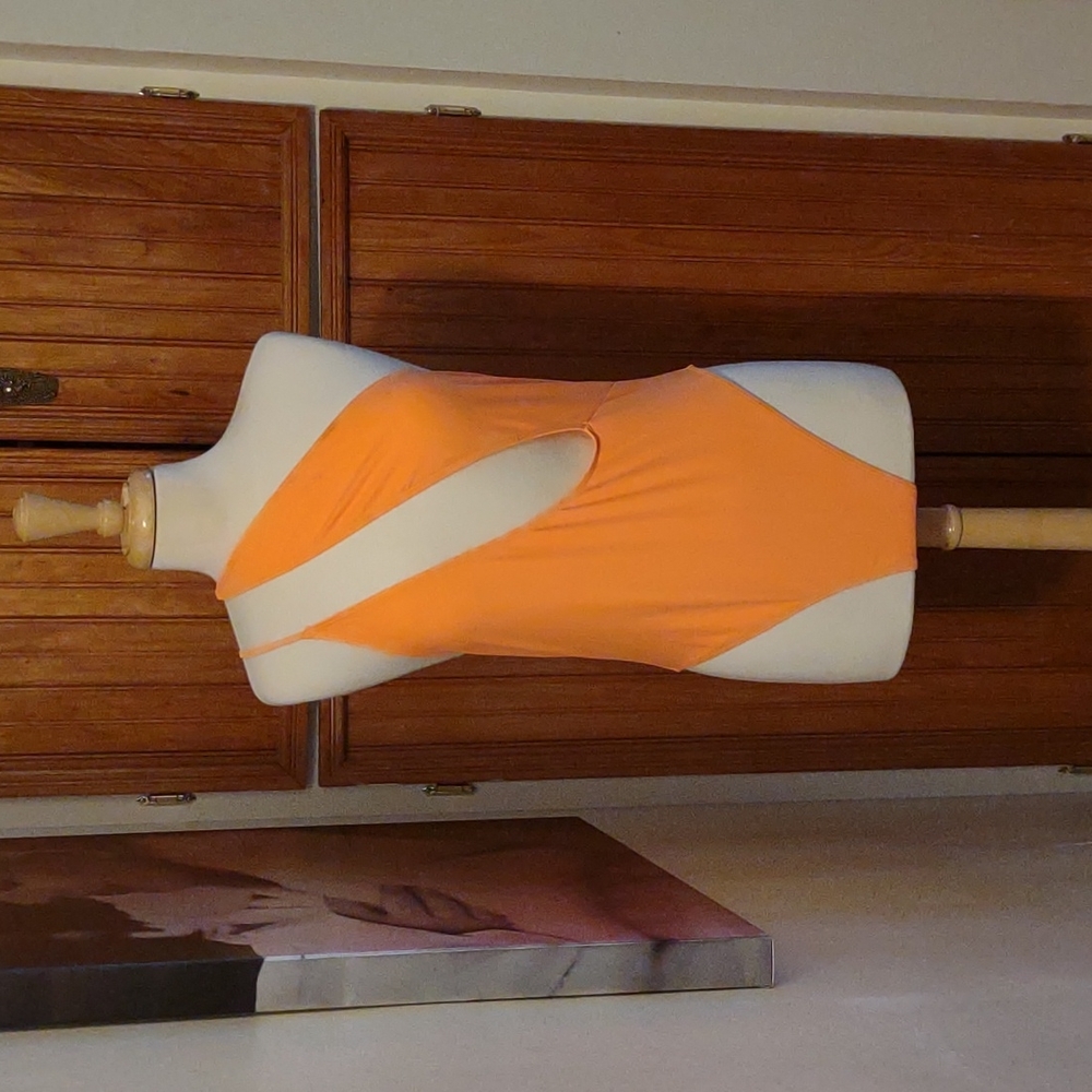 NWOT cut out sling neon one piece bathing suit sz XL by matte swim